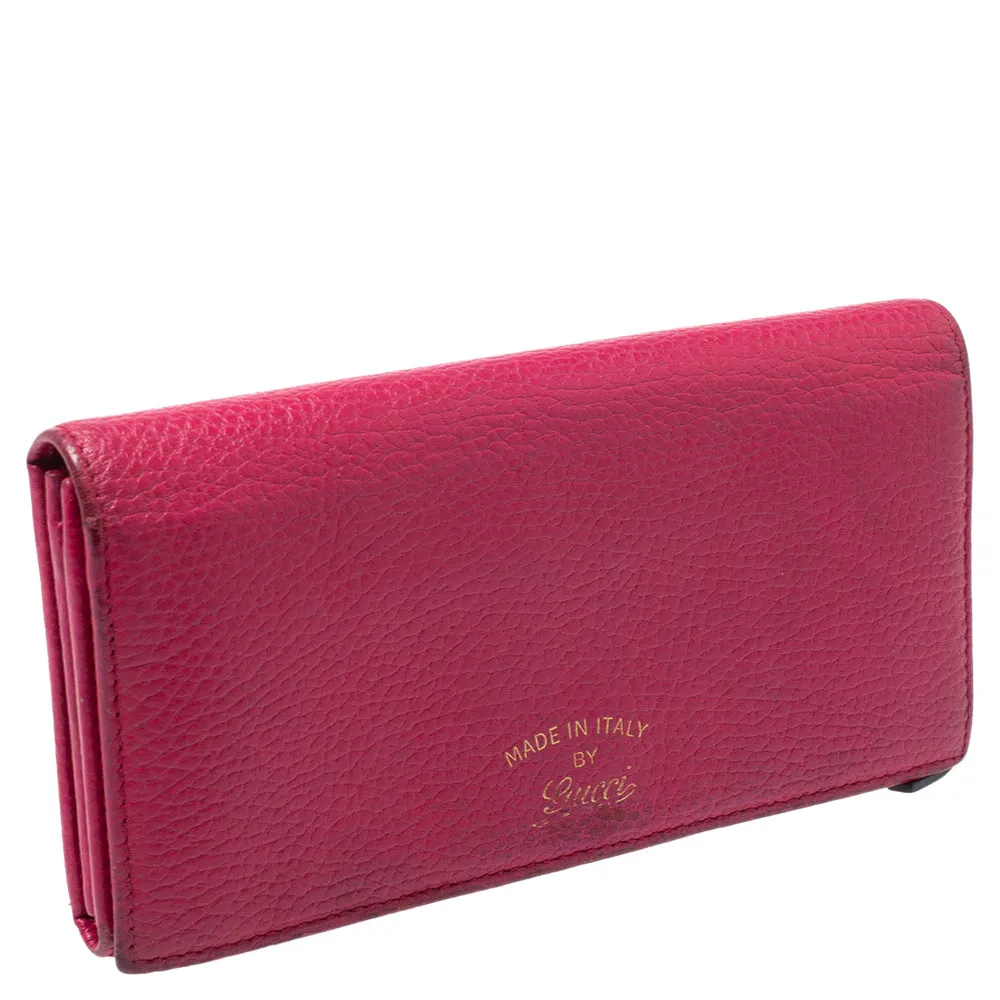 Gucci Magenta Leather Swing Continental Wallet..
