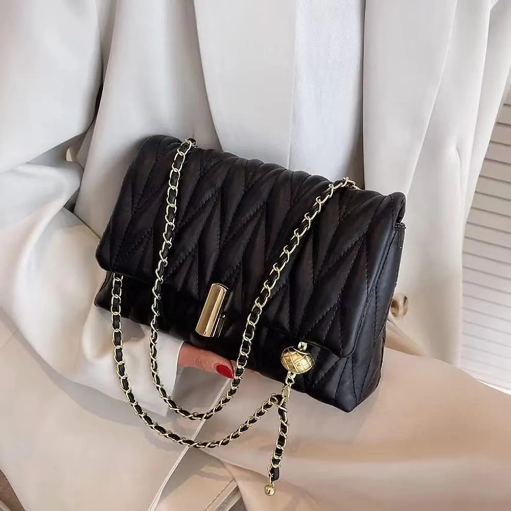 Stylish Quilted Leather Chain Shoulder Bag for Women - Fashionable Flap Crossbody Handbag & Clutch (White)